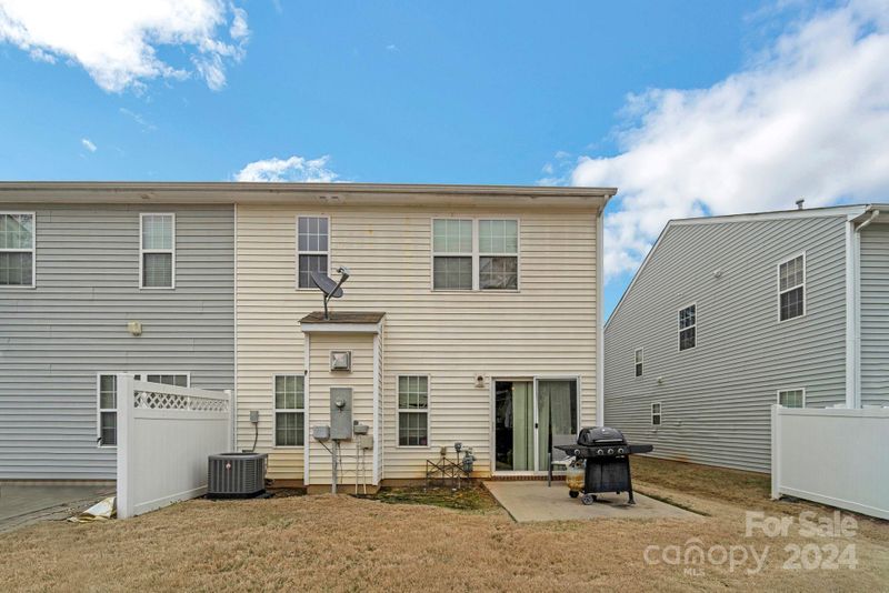 10610 Bunclody Dr, Charlotte, NC 28213