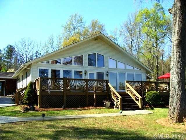 4515 River Oaks Rd, Lake Wylie, SC 29710