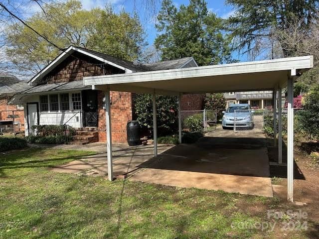 1420 Bevis Dr #5, Charlotte, NC 28209