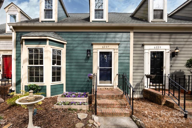 6227 Padget Parrish Ct, Charlotte, NC 28270