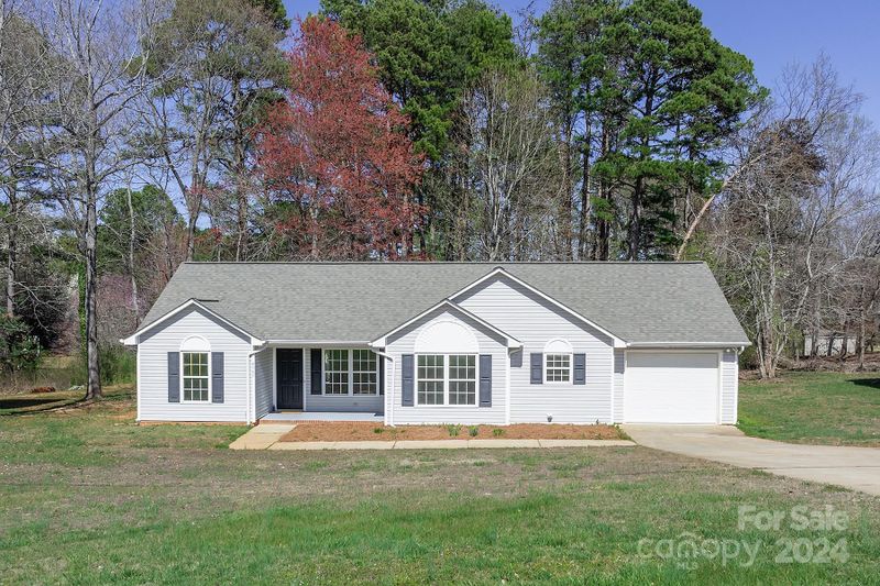 8567 Unity Church Rd, Denver, NC 28037