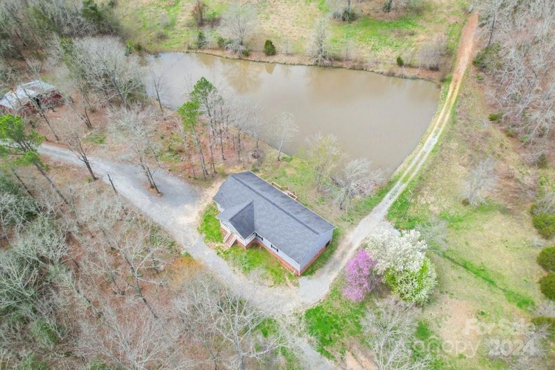4088 Dee Dee Ln, Blackstock, SC 29014