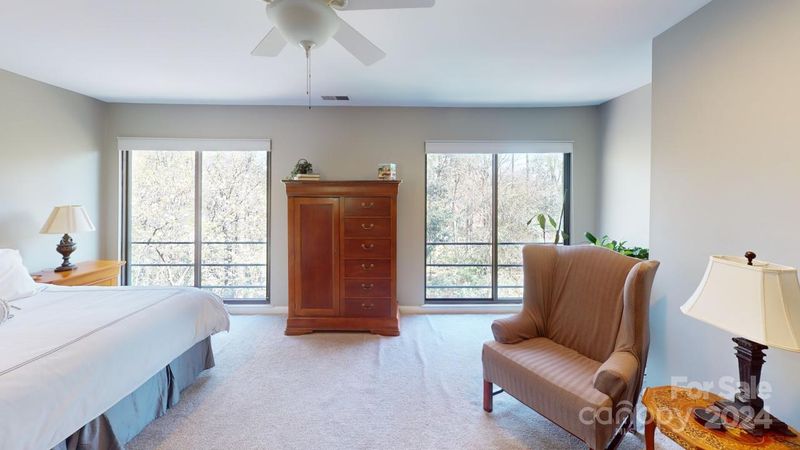 5807 Sharon Rd #L, Charlotte, NC 28210