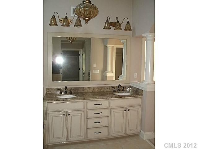 6023 Arundale Ln, Fort Mill, SC 29707