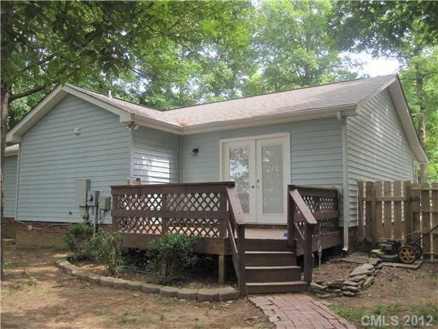2808 Bobwhite Cir, Wingate, NC 28174