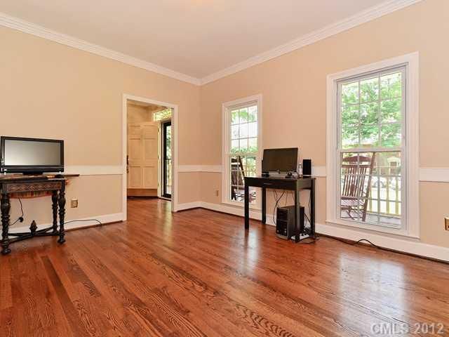9919 Foxx Oak Pl, Charlotte, NC 28210