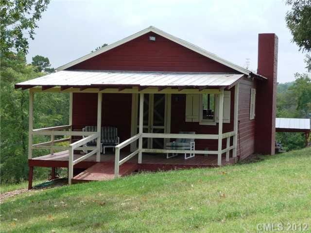 38 Deal St, Concord, NC 28025