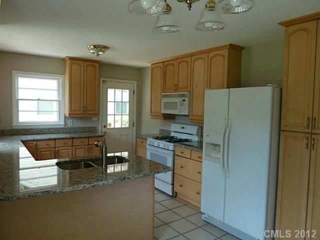 3525 Ritch Ave, Charlotte, NC 28206
