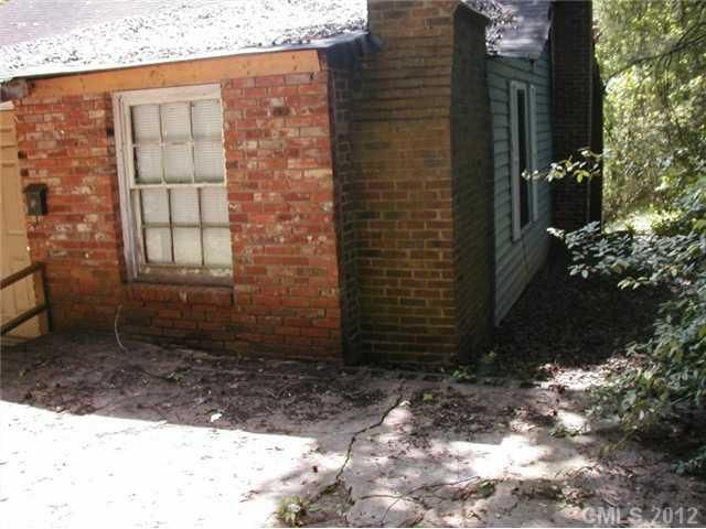 392 Camden Ct, Concord, NC 28027