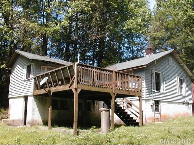 392 Camden Ct, Concord, NC 28027