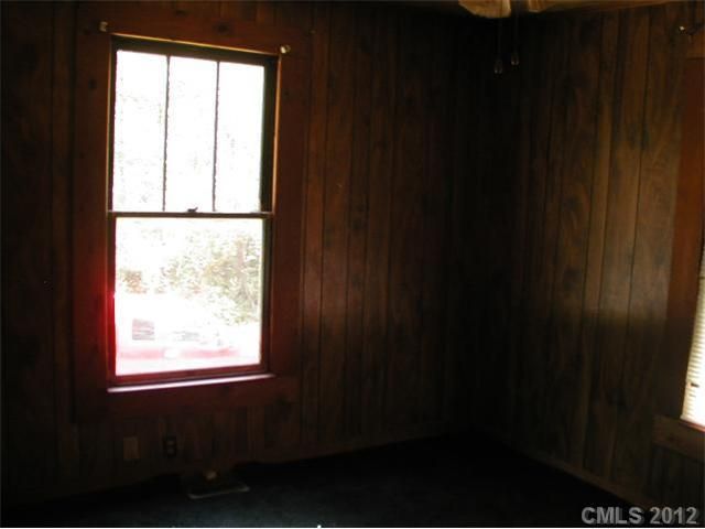 392 Camden Ct, Concord, NC 28027
