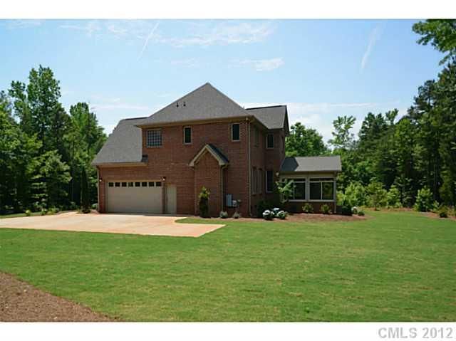 8721 Bishop Ln, Waxhaw, NC 28173