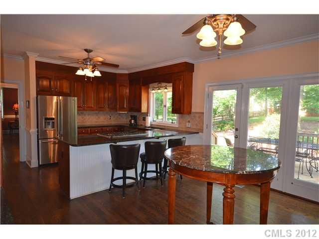 741 Amanda Dr, Matthews, NC 28105