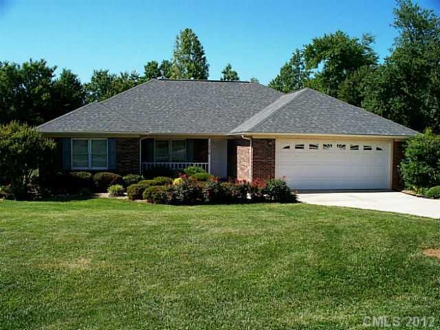 1876 Cameron Heights Cir #55, Denver, NC 28037