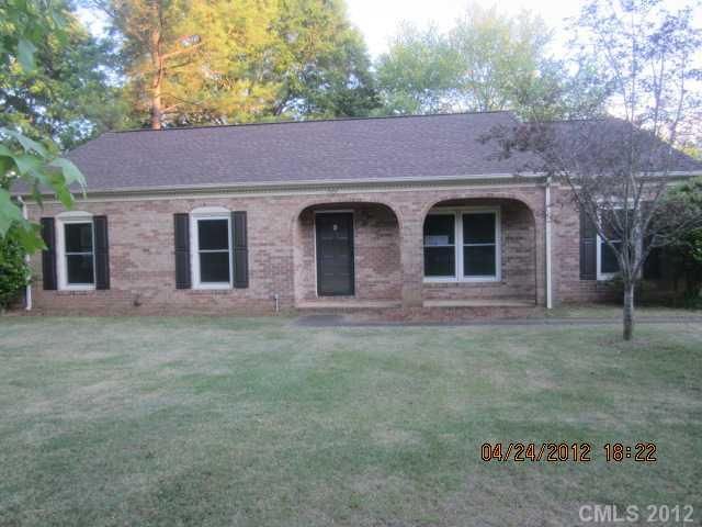 7101 Edgefield Ct, Matthews, NC 28104