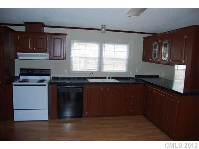 1739 Kestrel Valley Ln, Catawba, NC 28609