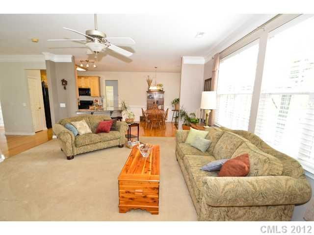 1403 Crestgate Dr, Waxhaw, NC 28173