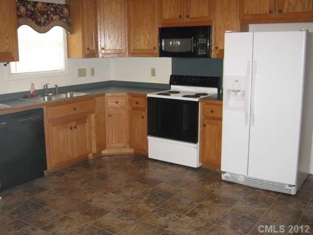 123 Pratt St, Belmont, NC 28012