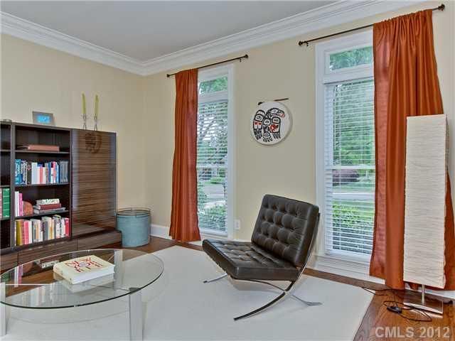 9235 Whispering Wind Dr, Charlotte, NC 28277