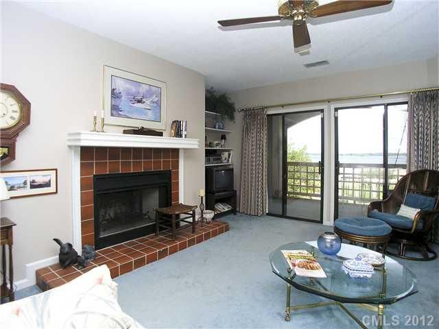 624 Portside Dr #24, Davidson, NC 28036
