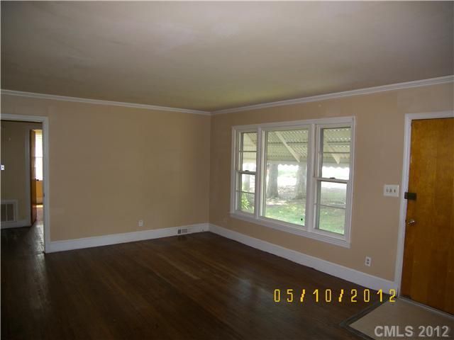 4015 Whipple Pl, Charlotte, NC 28215
