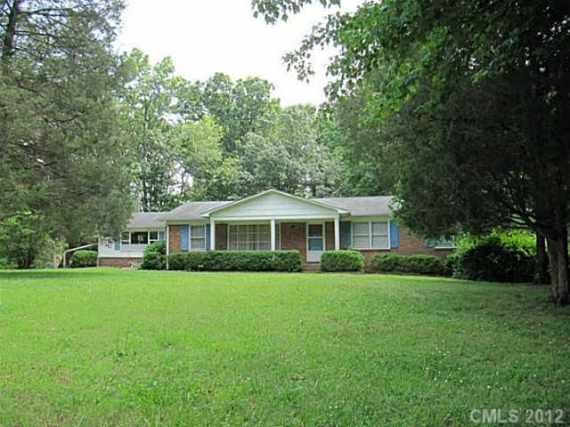 2567 Old Nc 27 Hw, Stanley, NC 28164