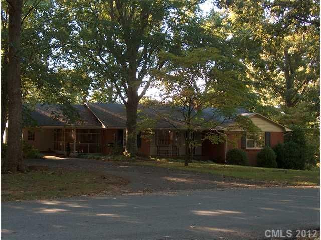 109 Labans Ln, Lincolnton, NC 28092