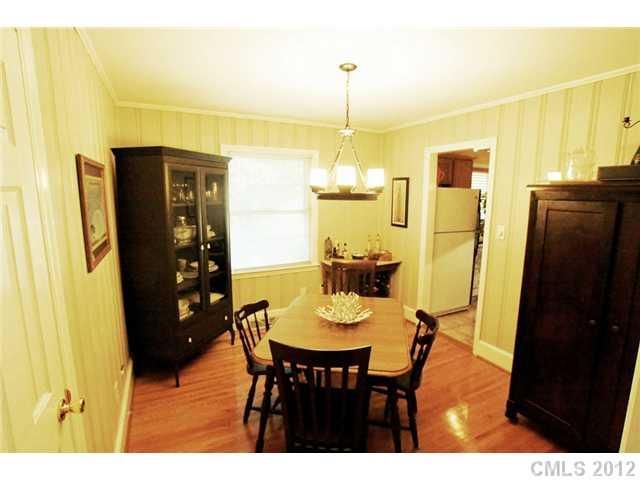 1952 Kilborne Dr, Charlotte, NC 28205