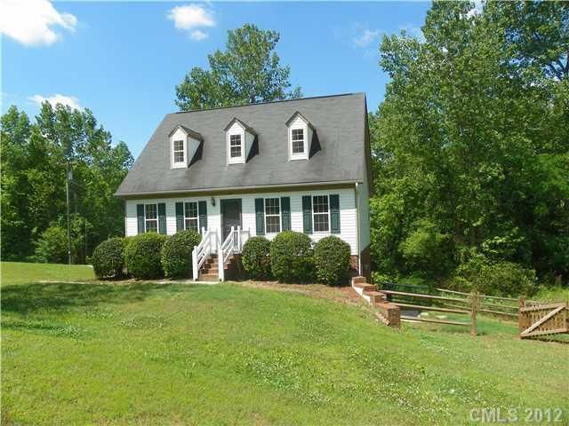 183 Colonial Ave, Concord, NC 28025