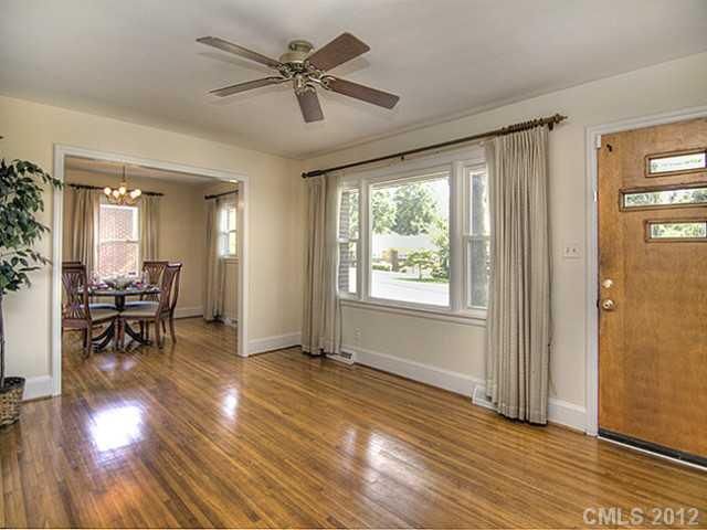 1928 Optimist Ln, Charlotte, NC 28205