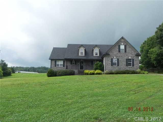 2037 Saye Brook Dr, Monroe, NC 28112