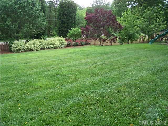 5585 S Oakmont St, Kannapolis, NC 28081