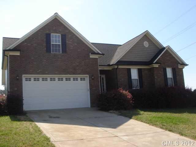 1053 Mackey Ct, Gastonia, NC 28056