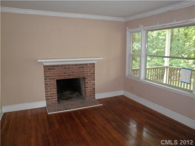 423 Fence Post Ln, Matthews, NC 28105