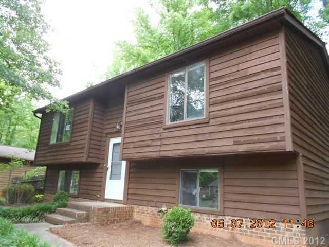 6320 Judas Tree Ln, Charlotte, NC 28227