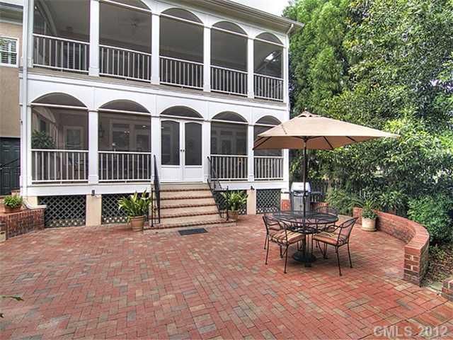 708 Queen Charlottes Ct, Charlotte, NC 28211