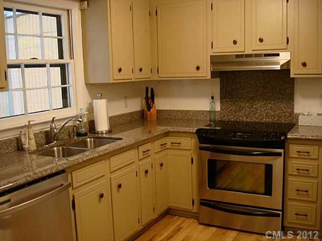 7938 Crockett Ln, Charlotte, NC 28270