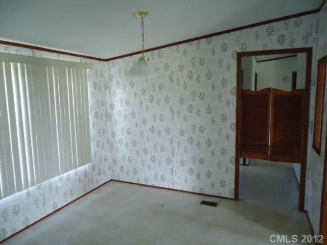 2832 E Maiden Rd, Maiden, NC 28650
