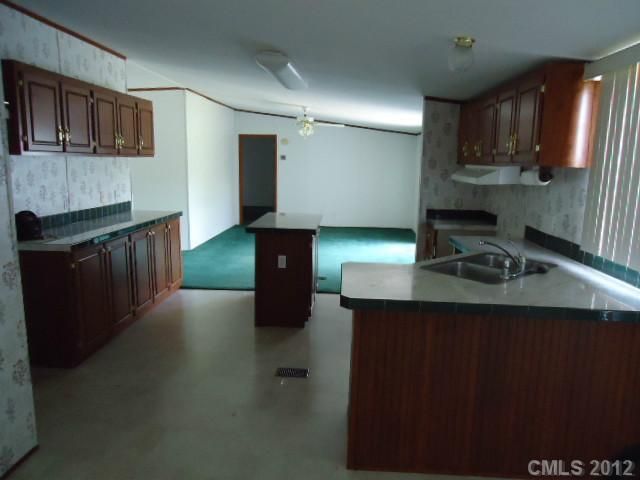2832 E Maiden Rd, Maiden, NC 28650