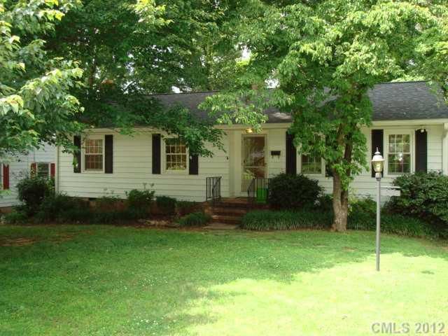 1018 W Mauney Ave, Gastonia, NC 28052