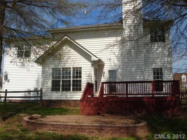 100 Steamboat Dr, Mount Holly, NC 28120