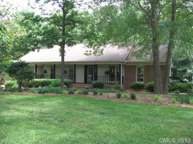 3330 Tilley Morris Rd, Matthews, NC 28105