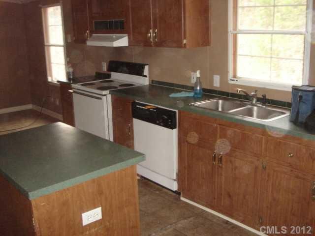 153 Thornwood Ln, Stanley, NC 28164