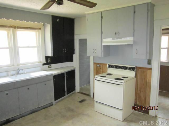 279 NW Moore Dr, Concord, NC 28025