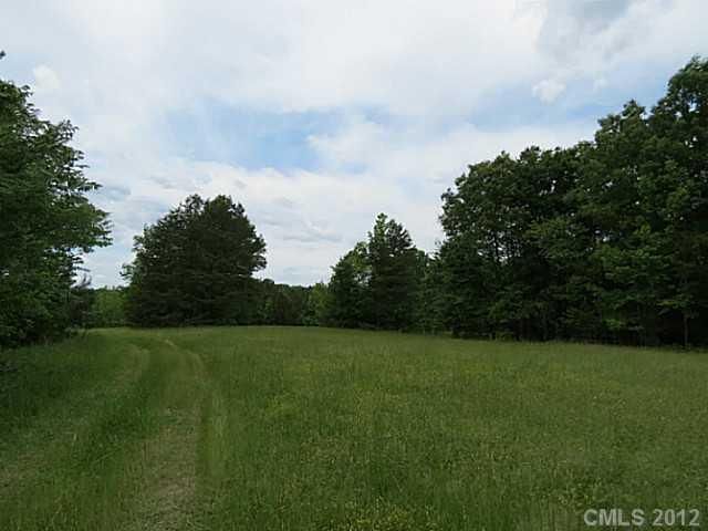 8 AC Pinckney Rd, Chester, SC 29706
