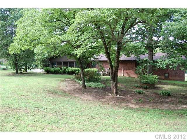 1022 E 22nd St, Kannapolis, NC 28083