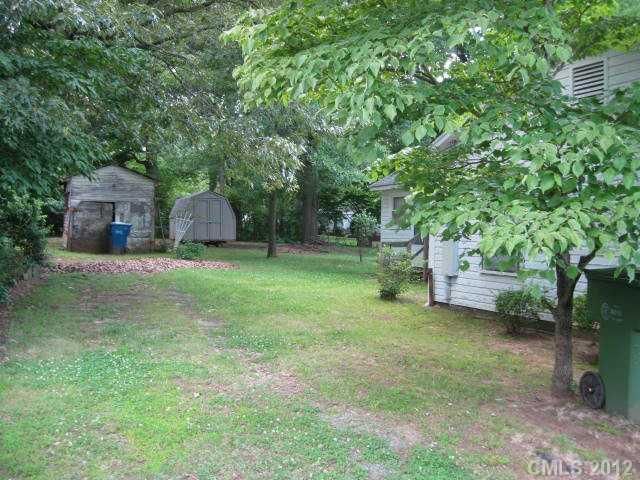 109 Tomberlin Rd, Mount Holly, NC 28120