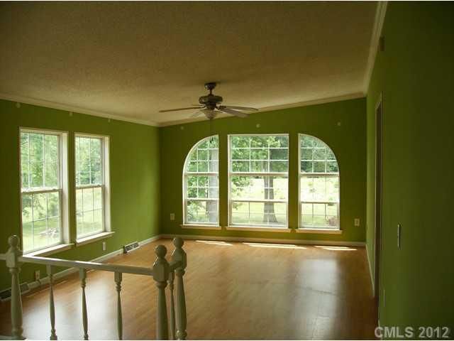 121 Flat Stone Dr, Clover, SC 29710