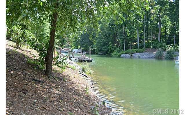 4720 Lynwood Rd, Sherrills Ford, NC 28673