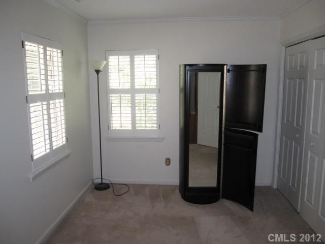 2718 Tiergarten Ln #middle, Charlotte, NC 28210